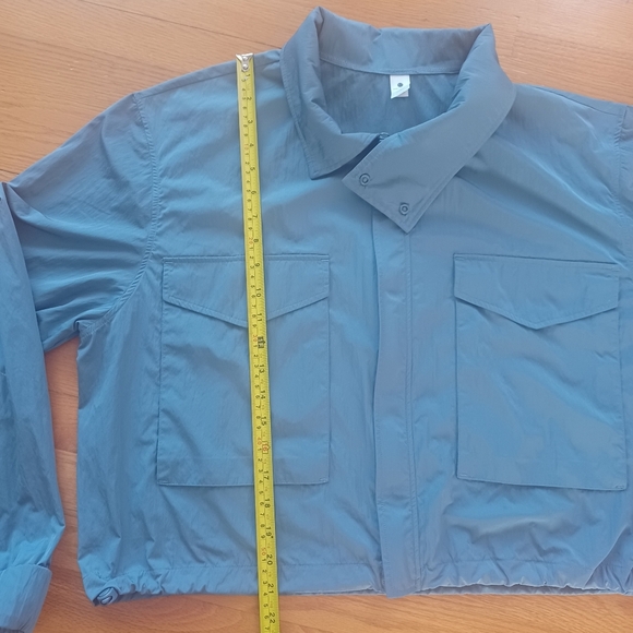 Yogalicious Women's Large Radiant Commuter Crop Activewear Windbreaker - Picture 12 of 15